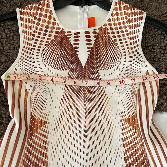 Clover Canyon neoprene top - Picture 9 of 9